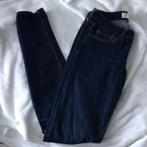 Abercrombie & Fitch Super Skinny Jeans